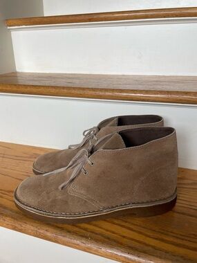 Clarks Men’s 82285 Bushacre 2 Desert Natural Tan Chukka Boots Suede Size 10.5 M